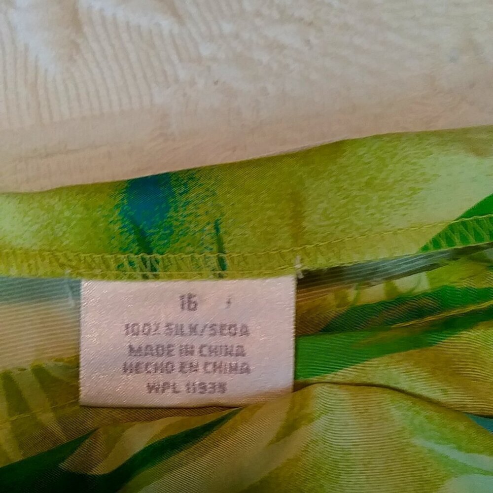 Beautiful Green and Blue Silk Wrap Skirt | Size 16 Worthington - Picture 3 of 12